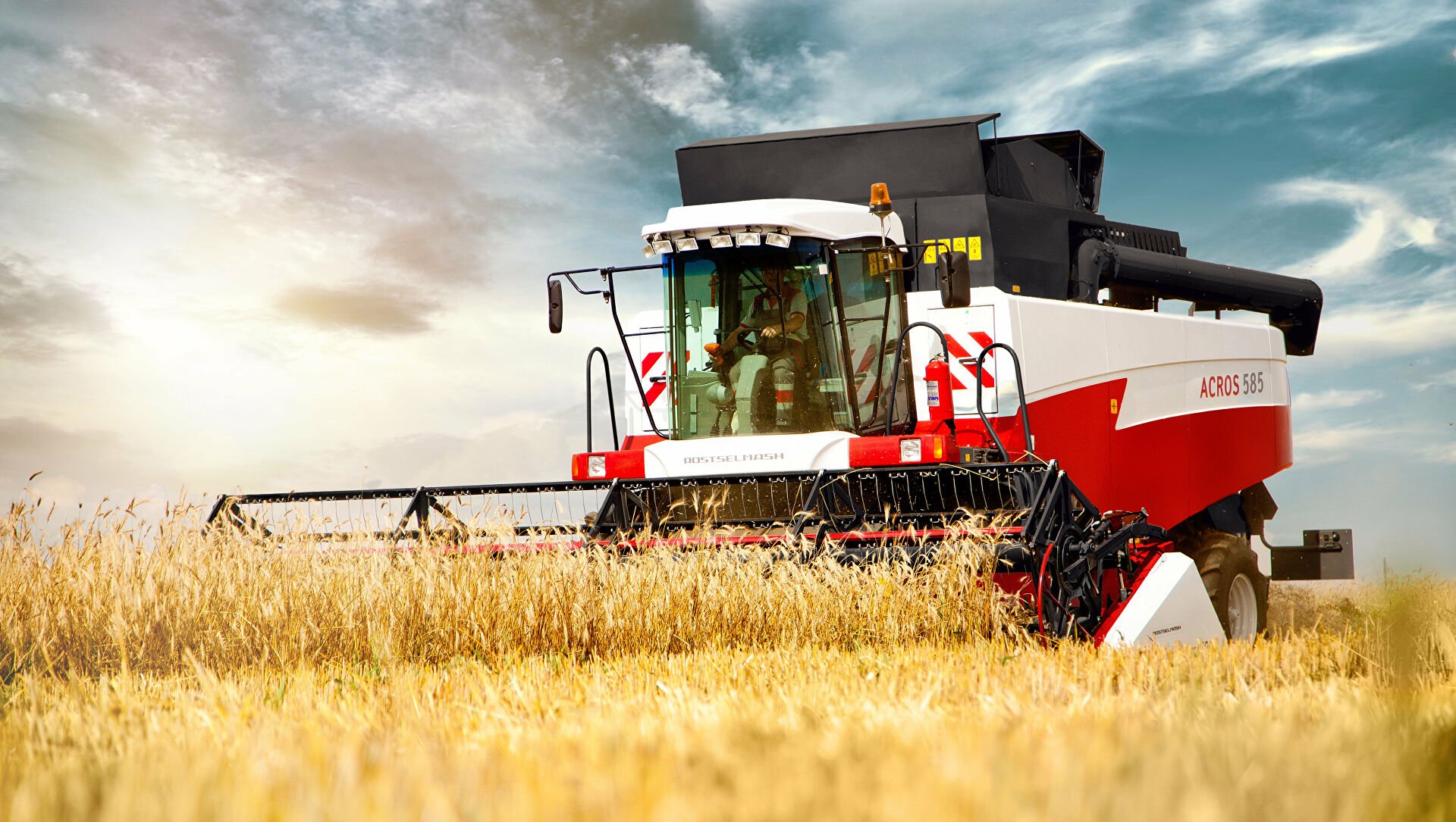 В Алтайском крае началась уборочная